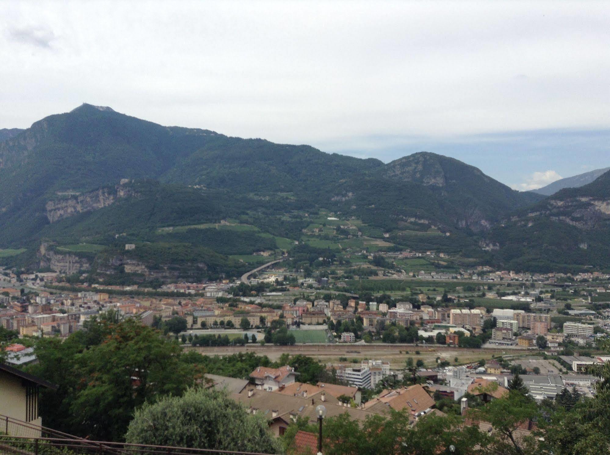 Casa Lampone Lägenhet Trento Exteriör bild